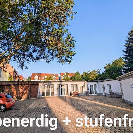 Fewo Urban Gotha-Apartment Ekhof- Am Schlosspark- Parken An Der Der Tuer- Barrierefrei, 900 Meter Zum Bahnhof - Wallbox Εξωτερικό φωτογραφία