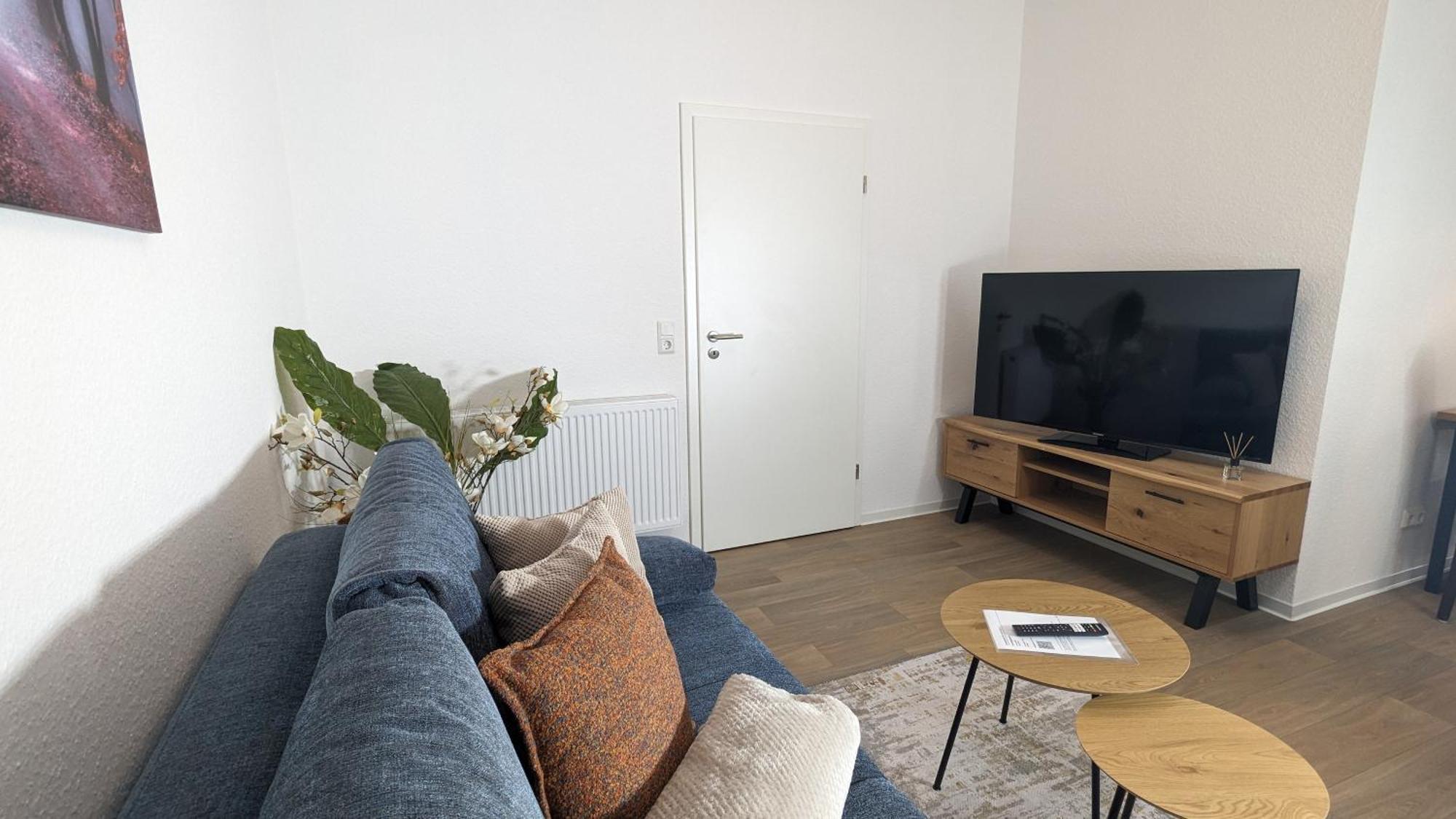 Fewo Urban Gotha-Apartment Ekhof- Am Schlosspark- Parken An Der Der Tuer- Barrierefrei, 900 Meter Zum Bahnhof - Wallbox Εξωτερικό φωτογραφία