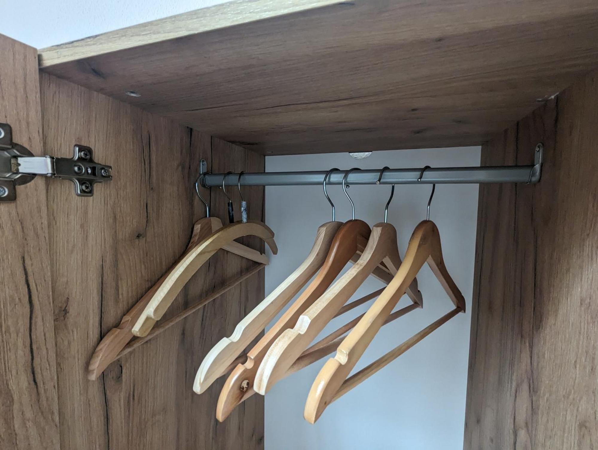 Fewo Urban Gotha-Apartment Ekhof- Am Schlosspark- Parken An Der Der Tuer- Barrierefrei, 900 Meter Zum Bahnhof - Wallbox Εξωτερικό φωτογραφία