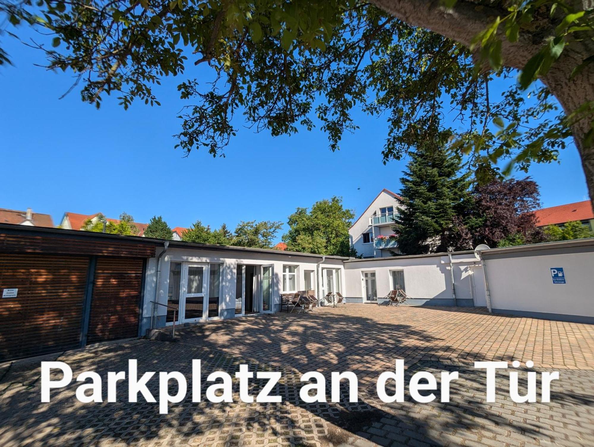 Fewo Urban Gotha-Apartment Ekhof- Am Schlosspark- Parken An Der Der Tuer- Barrierefrei, 900 Meter Zum Bahnhof - Wallbox Εξωτερικό φωτογραφία